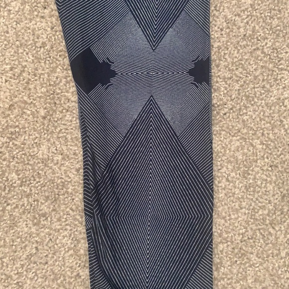 LuLaRoe OS leggings - Picture 2 of 2
